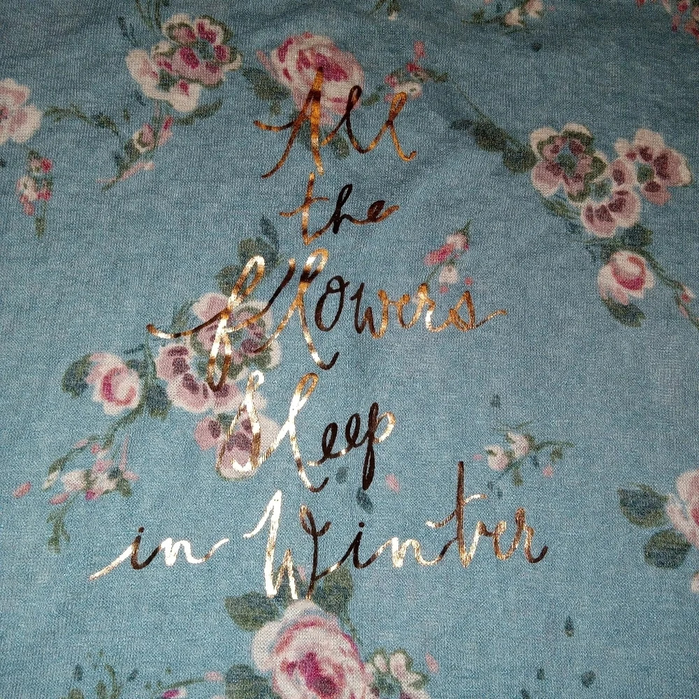 5 for $10 Disney Longsleeve "All The Flowers Sleep in Winter" Tunic - Picture 6 of 6